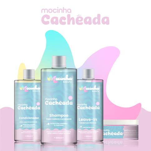 Mocinha Cacheada